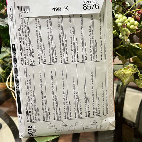 Simplicity pattern for doll clothes 18” - Picture 4 of 4